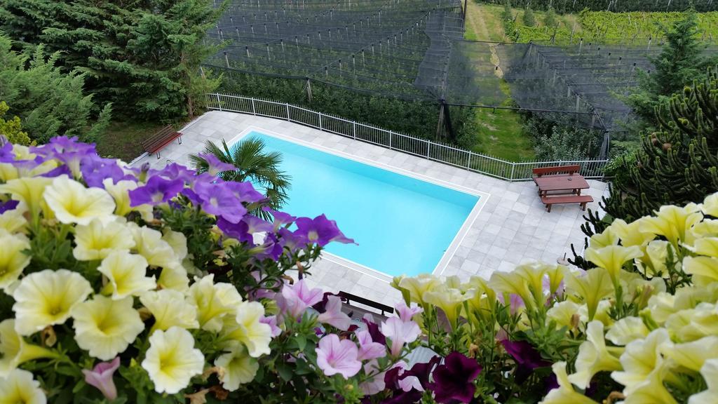 Pension Weinberg Rifiano Eksteriør billede